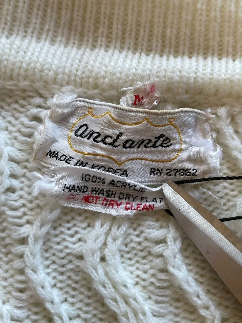 Vintage white textured knit button-up dagger collared poncho cape